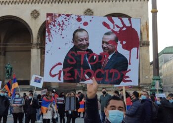 #FERMIAMOlaGUERRAnelNagornoKarabakh!