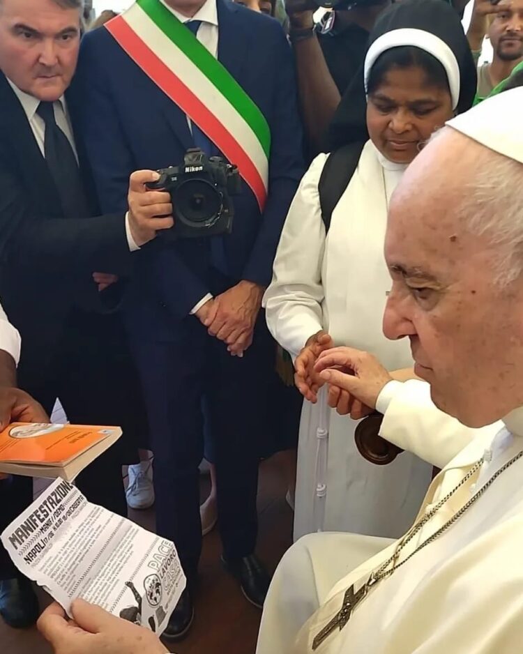 Associazioni, rifugiati e migranti a colloquio con il Papa