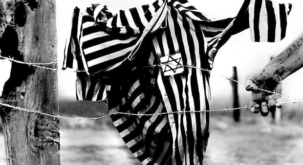 A testa bassa, per non dimenticare