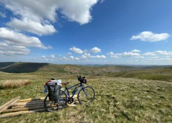 Da Londra a Brusciano in bici: il viaggio lento di Chiara