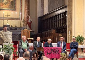 A lezione di coraggio e memoria con Don Ciotti