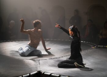 Luce, buio, corpo: arte come strumenti di comunicazione